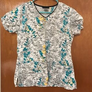 Plant scrub top